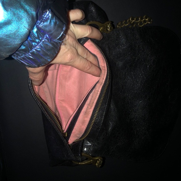 Matt & Nat purse Black clutch w removable strap - Picture 8 of 10